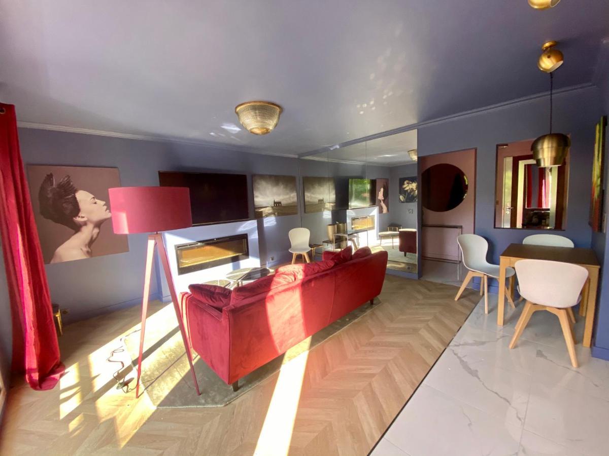 Luxury La Vie En Rose Jacuzzi Terrasse Parking * Parigi